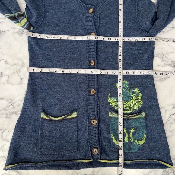 Vintage Y2K Title Nine 100% Washable Wool Cardigan Sweater Blue Horse Print L - Picture 6 of 9